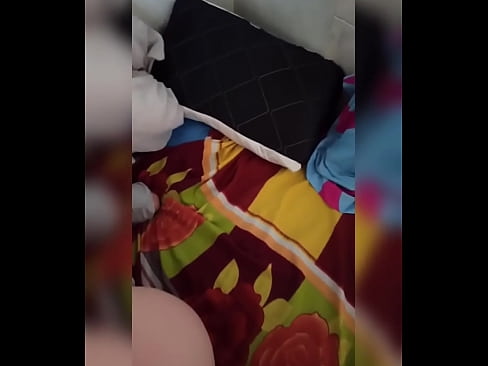 ❤️ Mening xonadoshim uyda yolg'iz qoladi, chunki eri ta'tilga ketadi va men uni sikish va eshagini sut bilan to'ldirish imkoniyatidan foydalanaman ❌  seks  uz.pornpictureshq.ru ﹏
